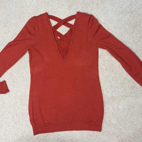 Love Ellie Rust V-Neck Knit Sweater | Size XS | NWOT - Picture 7 of 8